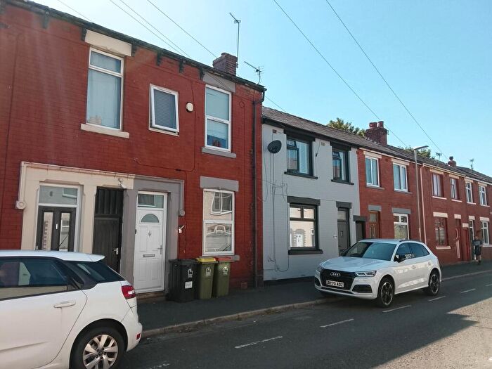 5 Bedroom Terraced House For Sale In Shelley Road, Ashton-on-ribble, Preston, Lancashire, PR2