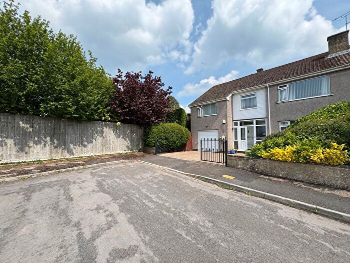 4 Bedroom Semi-Detached House For Sale In Alveston, Nr Bristol, BS35