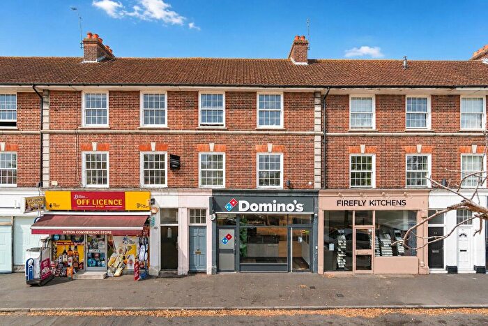 Property For Sale In Hampton Court Way, Thames Ditton, KT7