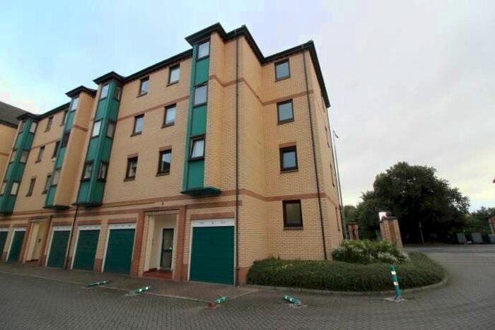 2 Bedroom Flat To Rent In Rutland Court, Kinning Park, Glasgow, G51