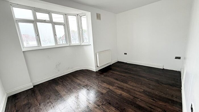 4 Bedroom Property To Rent In Rayners Lane, Harrow, HA2