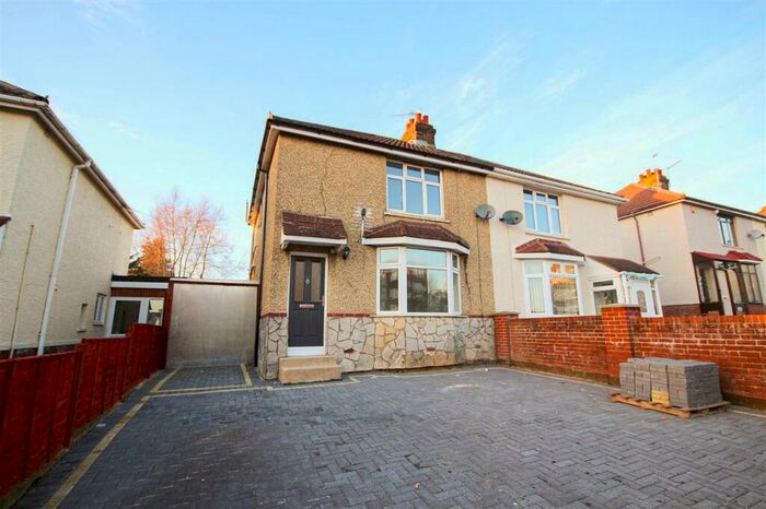 3 Bedroom Semi-Detached House To Rent In Wimpson Lane, Southampton, SO16
