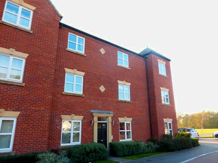 2 Bedroom Flat To Rent In Leven Road, Tamworth B77