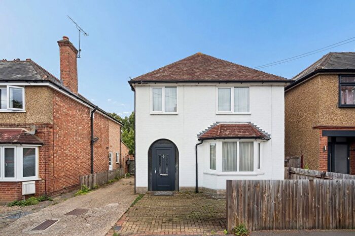 3 Bedroom Detached House For Sale In Hilliard Road, Northwood, HA6