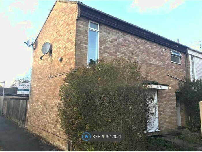 3 Bedroom End Of Terrace House To Rent In Naseby, Bracknell, RG12