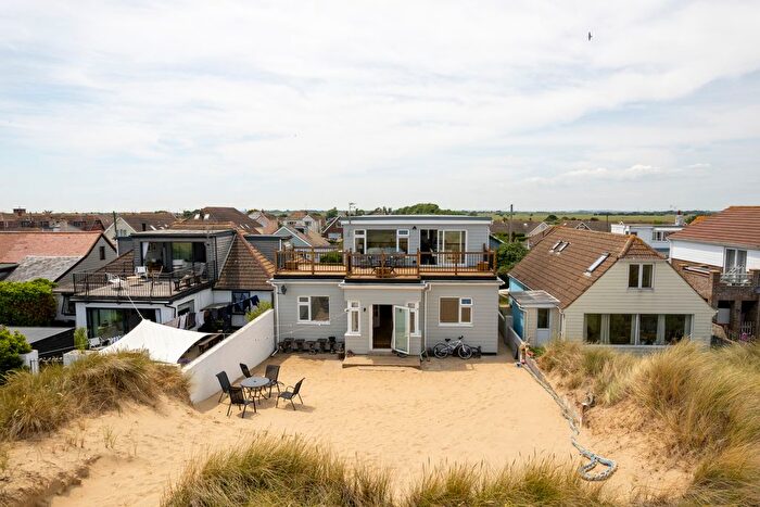 6 Bedroom Detached House For Sale In The Parade, Romney Marsh, TN28