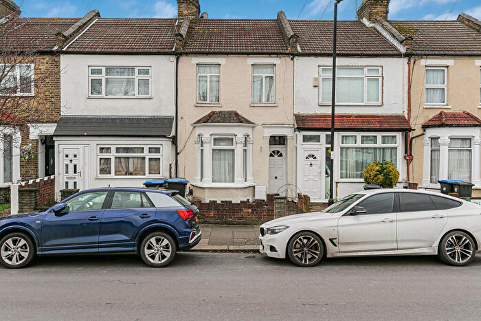 2 Bedroom House For Sale In Chiswick Road, London, N9