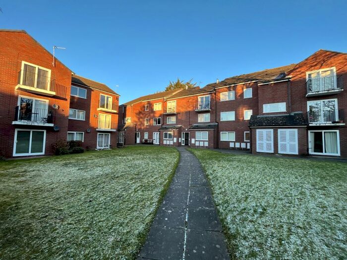 2 Bedroom Apartment To Rent In St Cuthberts Place, West End - Darlington, DL3