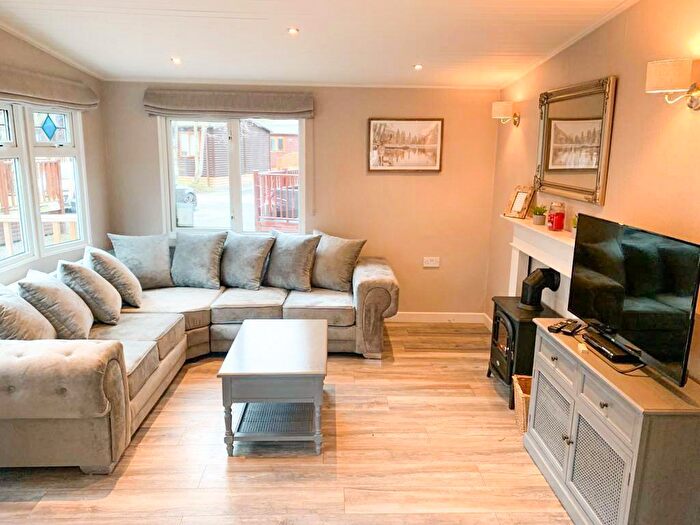 3 Bedroom Mobile Home For Sale In White Cross Bay Holiday Park & Marina, Ambleside Road, Windermere, LA23