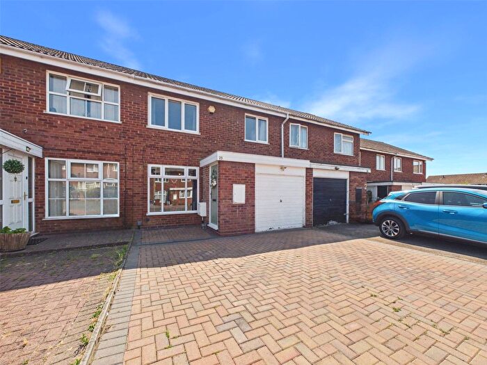 3 Bedroom Terraced House For Sale In Kempton Grove, Cheltenham, Gloucestershire, GL51