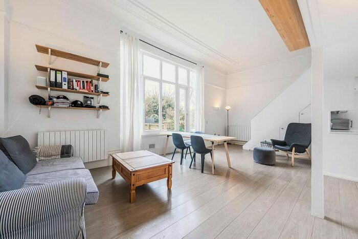 1 Bedroom Flat To Rent In Park Hill, Clapham, London, SW4