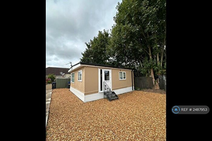 2 Bedroom Mobile Home To Rent In Porton Down, Amesbury, Salisbury, SP4