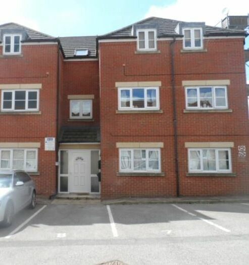 2 Bedroom Detached Bungalow To Rent In Palace Gate, Irthlingborough, Wellingborough, NN9