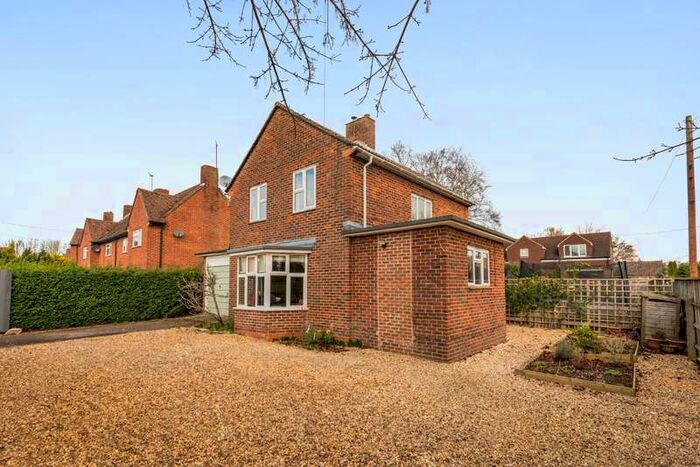 3 Bedroom Detached House For Sale In 4 The Mead, Great Shefford, Hungerford, Berkshire, RG17