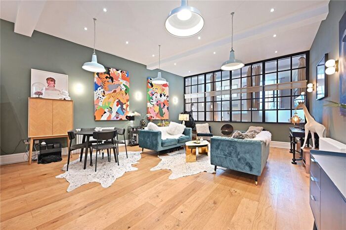 2 Bedroom Flat For Sale In Church Street, London, W4