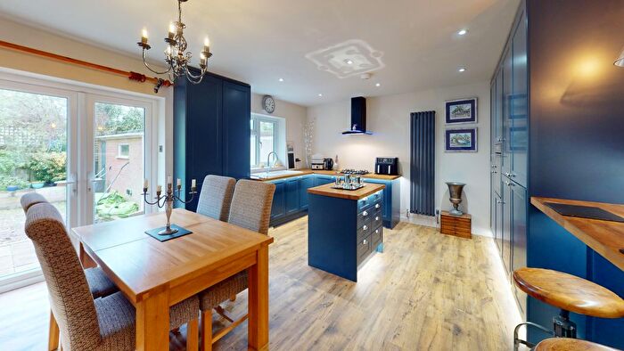 2 Bedroom Detached House For Sale In Thunder Lane, Norwich, Norfolk, NR7