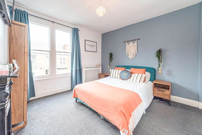 3 Bedroom Terraced House For Sale In Wath Road, Nether Edge, S7
