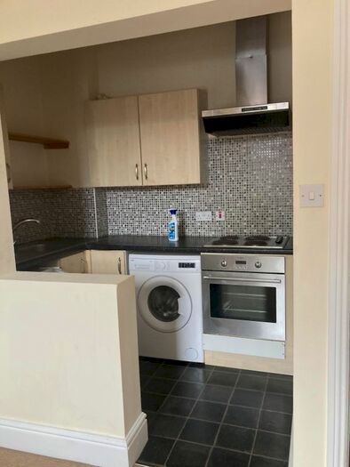 1 Bedroom Flat To Rent In Bond Street, Wakefield, WF1