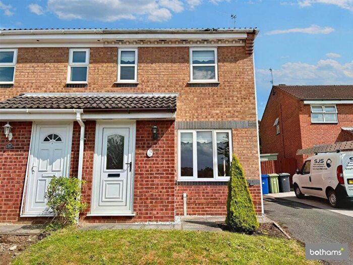 2 Bedroom Semi-Detached House To Rent In Herriot Drive, Chesterfield, S40