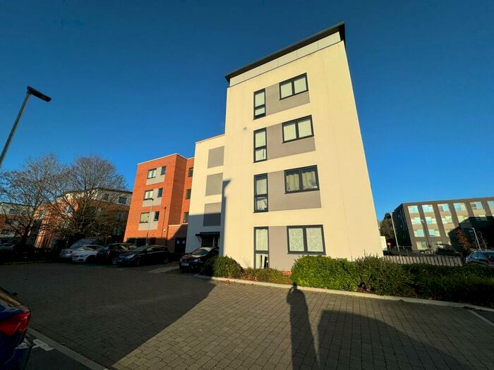 2 Bedroom Apartment To Rent In Ruhemann Street, Reading, RG30