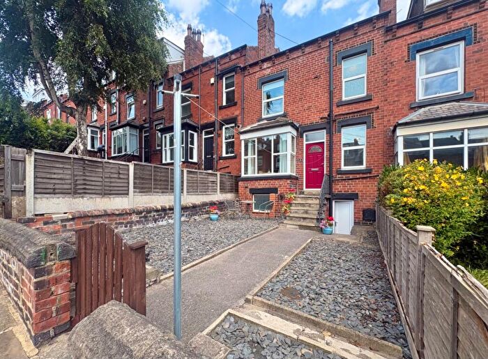2 Bedroom Terraced House To Rent In St. Anns Avenue, Burley, Leeds, LS4