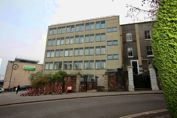 2 Bedroom Apartment To Rent In Richmond Hill, Clifton Bristol, BS8