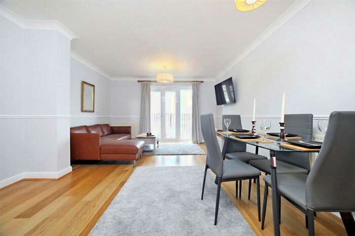 2 Bedroom Apartment To Rent In Bellamys Court, Abbotshade Road, London, SE16