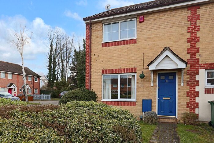 3 Bedroom End Of Terrace House To Rent In Eindhoven Close, Carshalton, SM5