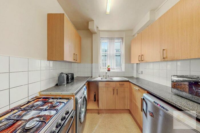 4 Bedroom Apartment To Rent In Flat, Kennistoun House, Leighton Road, London, NW5