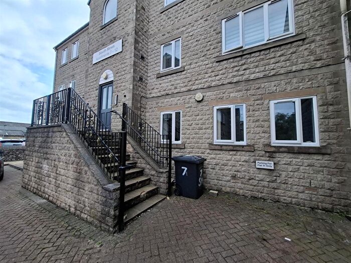 2 Bedroom Flat To Rent In South Mews, Buxton, SK17