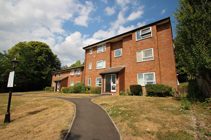 1 Bedroom Apartment To Rent In Montana Close, South Croydon, CR2