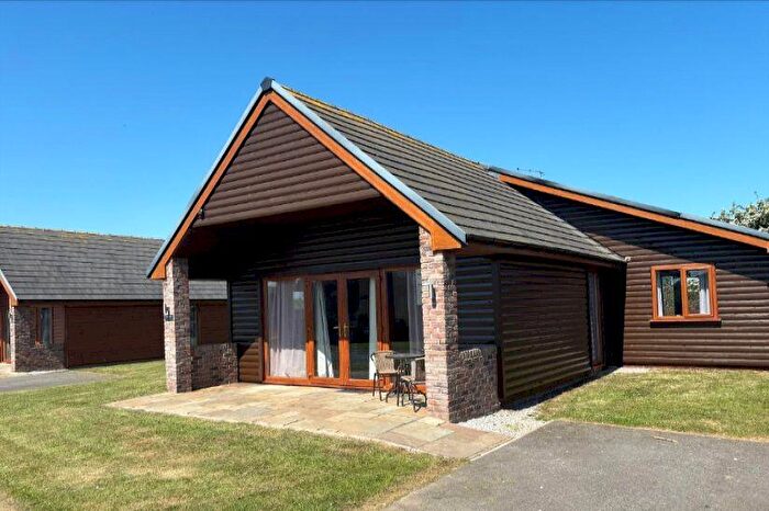 2 Bedroom Lodge For Sale In Hawthorn, Westfield Country Park, Fitling, Burton Pidsea, East Riding Of Yorkshire, HU12