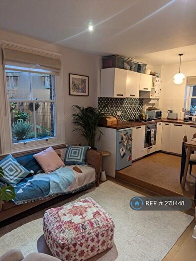 2 Bedroom Flat To Rent In Noel Terrace, London, SE23