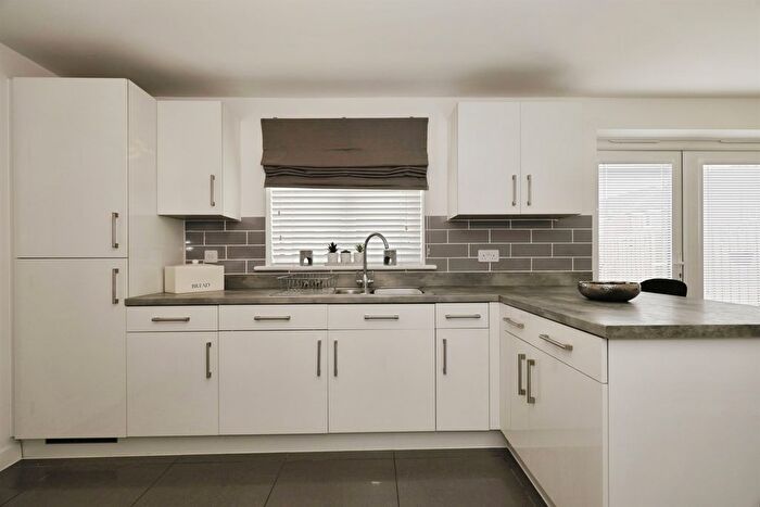 4 Bedroom Detached House For Sale In The Stables, Selby, YO8