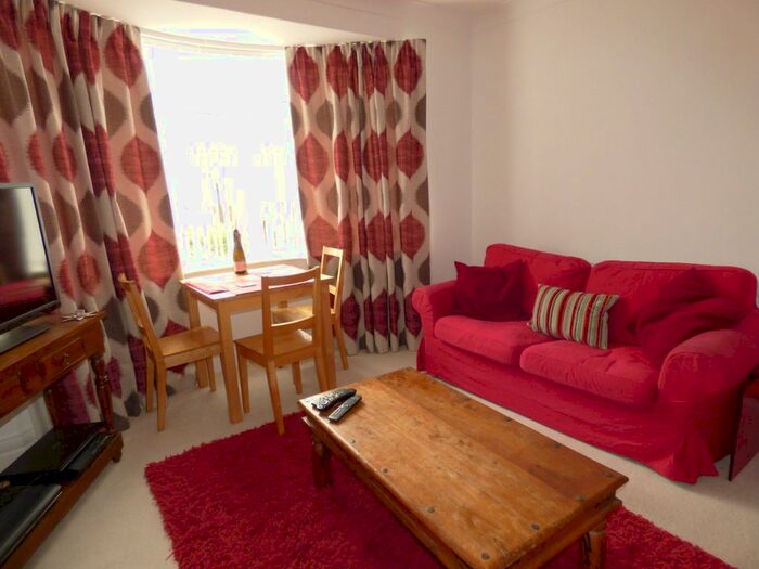 2 Bedroom Flat To Rent In Guelder Road, High Heaton, Newcastle Upon Tyne, NE7