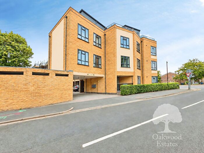 2 Bedroom Apartment To Rent In Cookham Road, Maidenhead, SL6