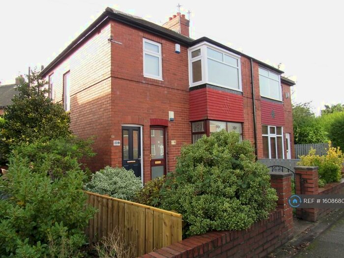 2 Bedroom Flat To Rent In Heaton, Newcastle Upon Tyne, NE6
