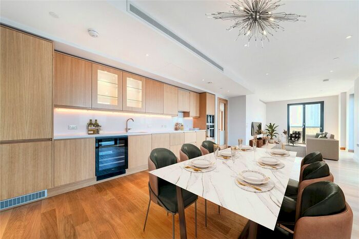 4 Bedroom Flat To Rent In Dray House, Bellwether Lane, London, SW18