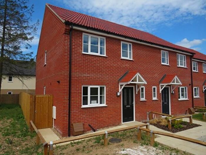 3 Bedroom Semi-Detached House To Rent In Lancaster Avenue, Watton, Thetford, IP25