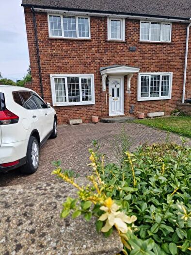 4 Bedroom Semi-Detached House To Rent In Clare Road, Stanwell, TW19