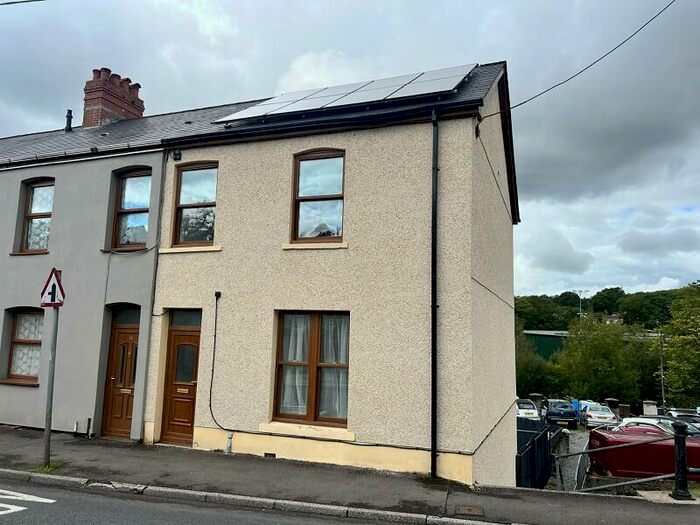 3 Bedroom End Of Terrace House To Rent In Amman Road, Lower Brynamman, Ammanford, Carmarthenshire., SA18