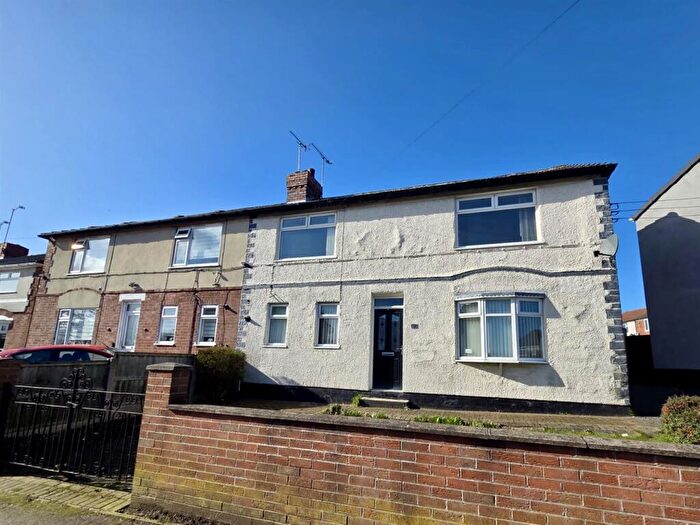 3 Bedroom Semi Detached House For Sale In Park Road, Shirebrook, Mansfield, NG20