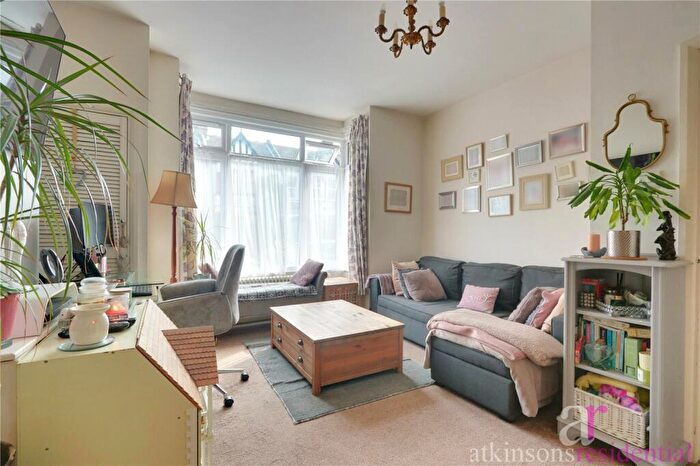 2 Bedroom Apartment For Sale In St. Andrews Road, Enfield, Middlesex, EN1
