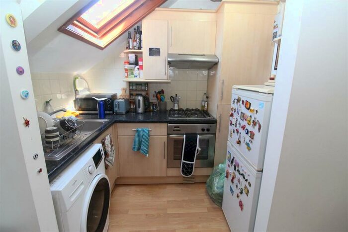 1 Bedroom Flat To Rent In Romilly Road, Cardiff, CF5