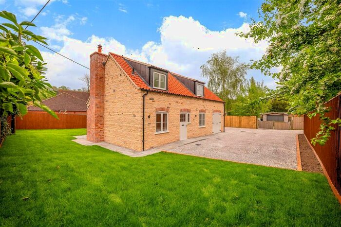 4 Bedroom Detached House For Sale In Hope Cottage, Church Street, Glentworth, Gainsborough, DN21