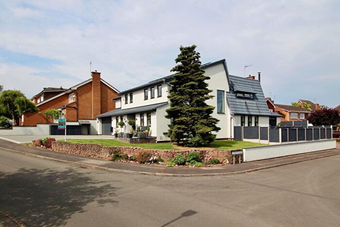 4 Bedroom Detached House For Sale In Salisbury Road, Burbage, LE10