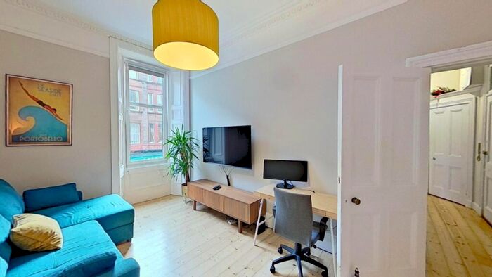 1 Bedroom Flat To Rent In Easter Road, Edinburgh, Midlothian, EH7