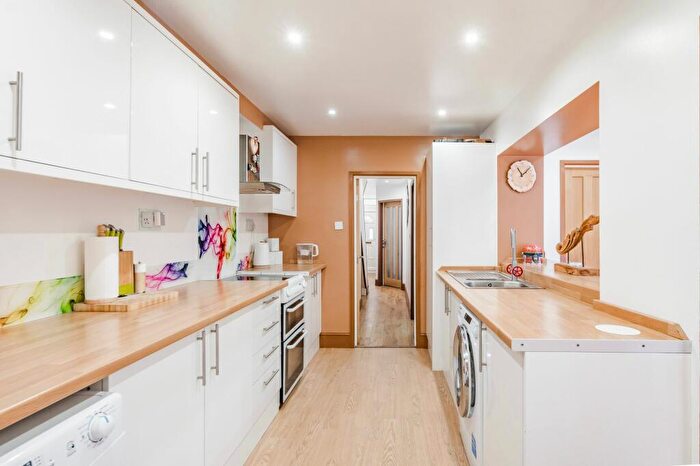 5 Bedroom Semi-Detached House For Sale In Winterton Road, Hemsby, NR29