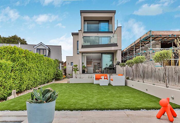 4 Bedroom Detached House For Sale In Lagoon Road, Lilliput, Poole, BH14