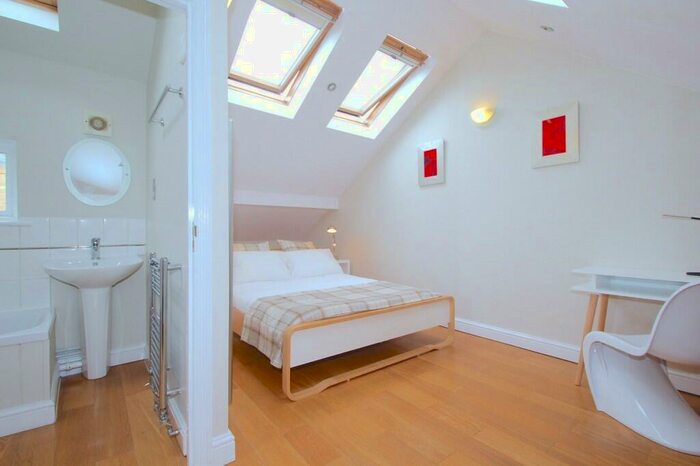 1 Bedroom Semi-Detached House To Rent In Alma Lane, Oxford, OX4